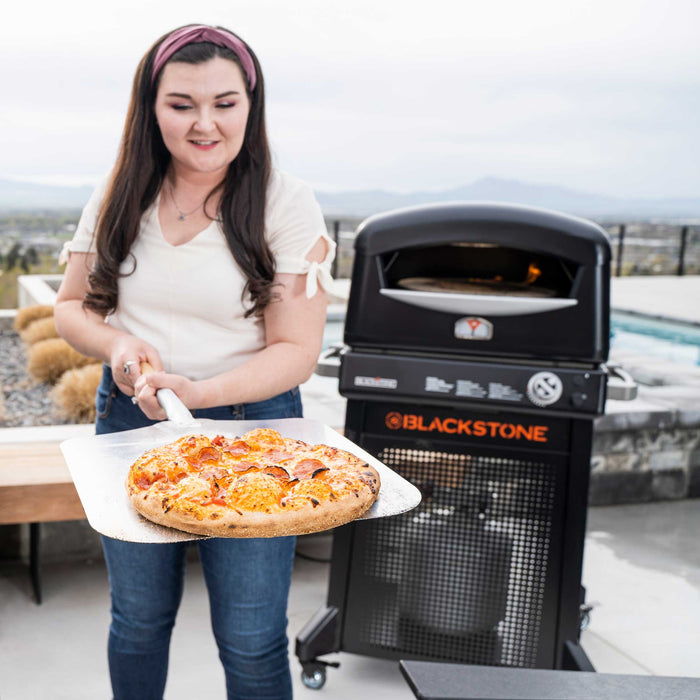 Blackstone | 6825 - Blackstone Pizza Oven w/ Stand