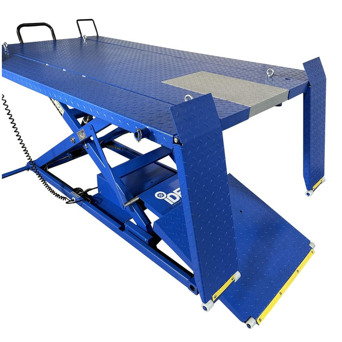 iDEAL Elec-hydra ATV Lift w/Integrated Motor & Retractable Ramp in close view