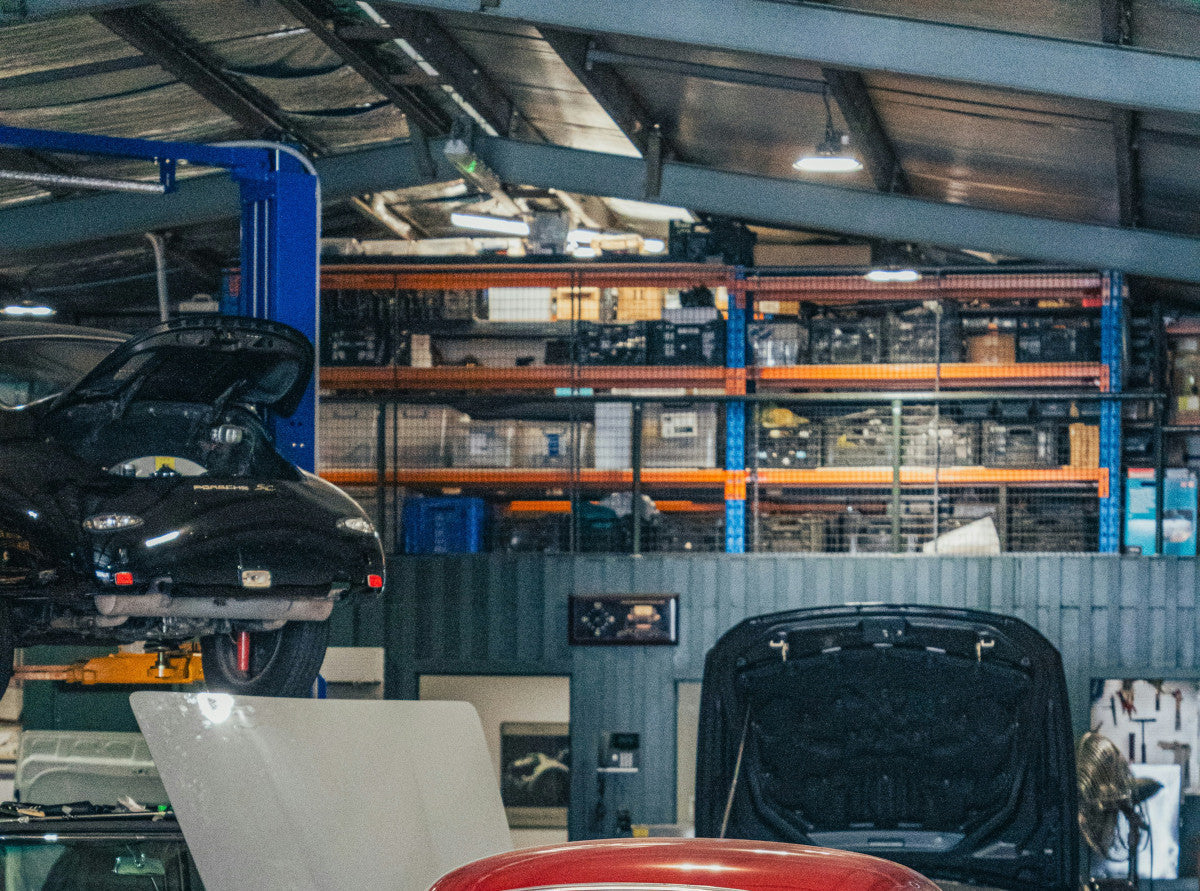 can you rent a car lift