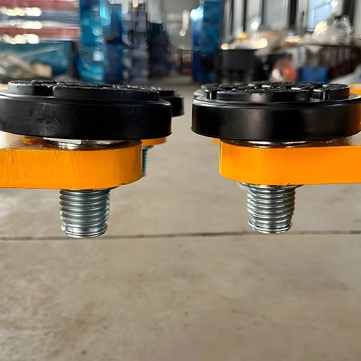 katool h115z screw on rubber lift pads close up