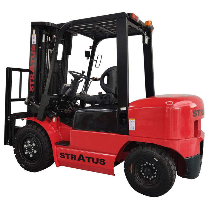 Stratus | SAE-F66D 6,600 LBS Capacity Diesel Fork Lift