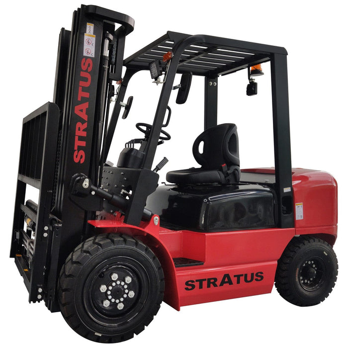 Stratus | SAE-F66D 6,600 LBS Capacity Diesel Fork Lift