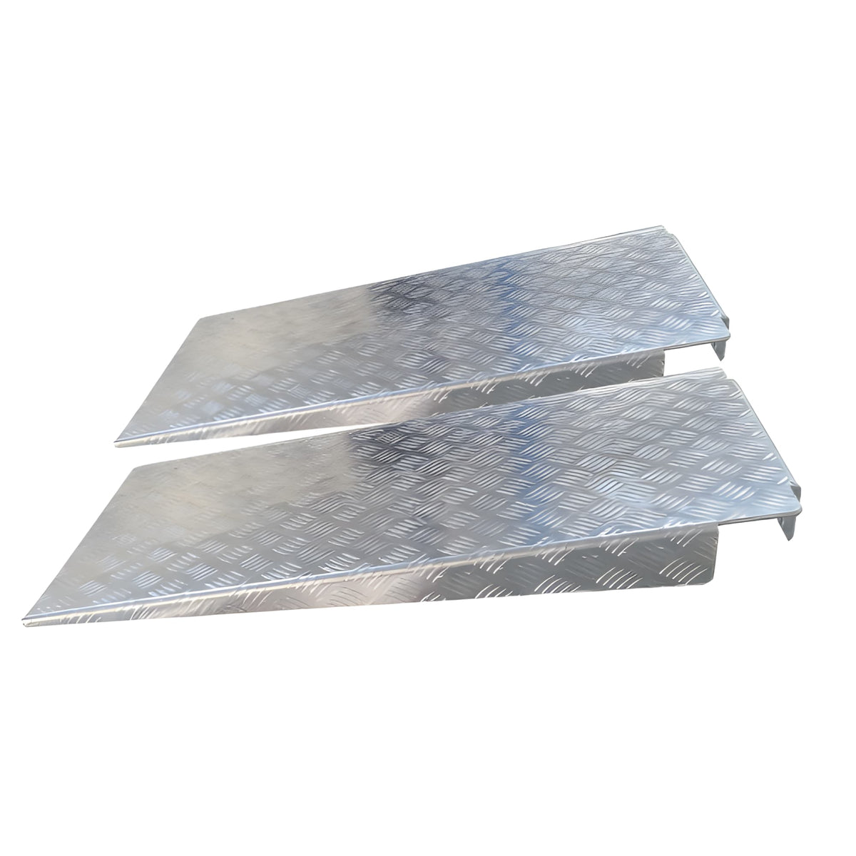 AMGO 409-DP optional extended aluminum drive-in ramps with treadplate surface