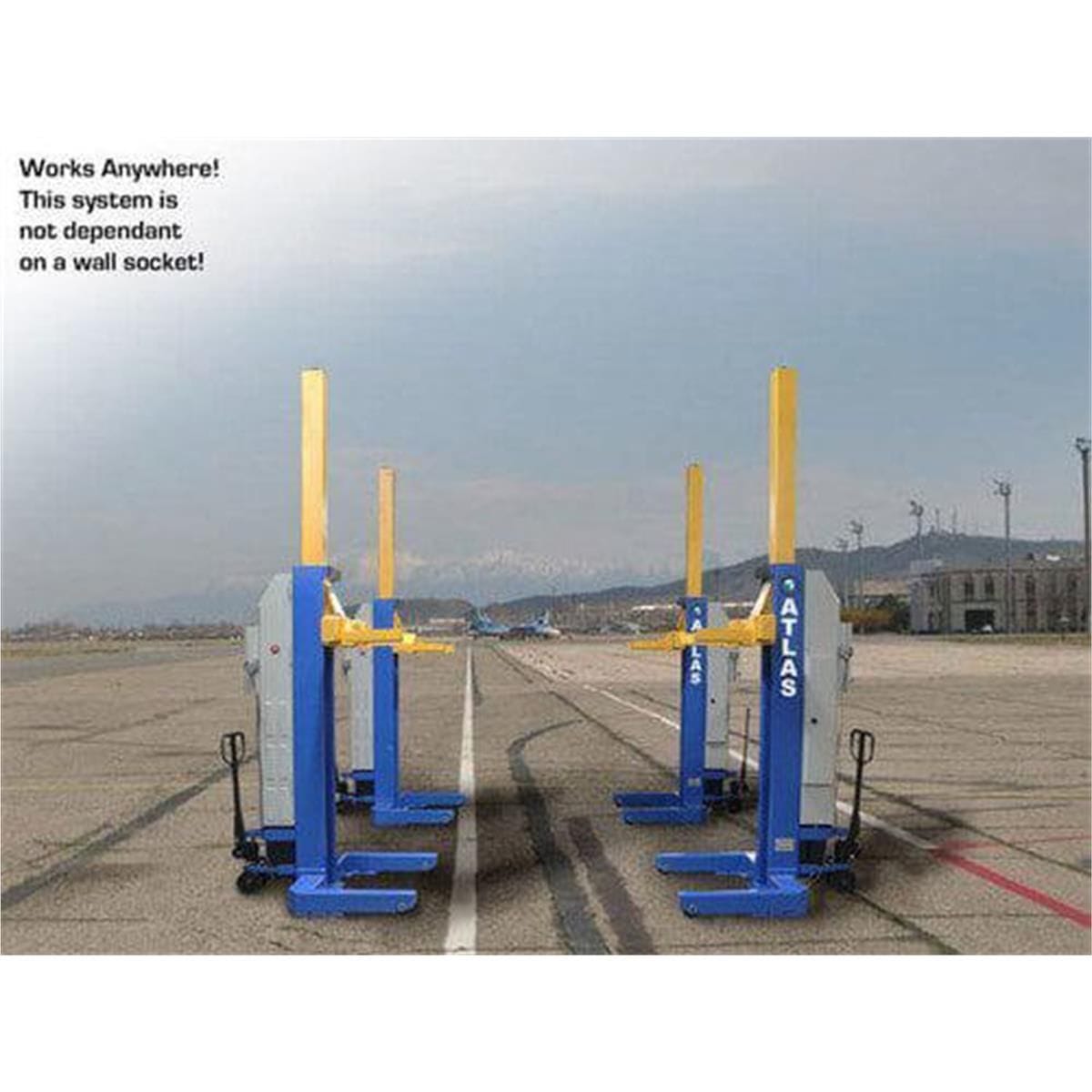 Atlas Maxima ML-4030BC battery-powered mobile column lift system positioned outdoors, demonstrating untethered operation on a paved surface