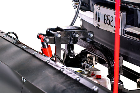 Hydraulic lift cylinder, pump, valve block and reservoir on the Everest plow frame