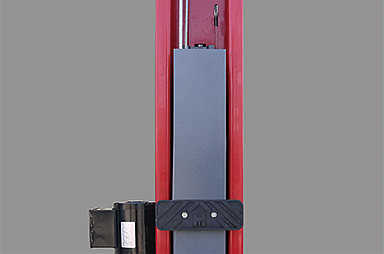 Carriage face with black rubber door guard on the column