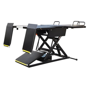 Black colorway U-2200IEH-XR UTV lift raised with ramps deployed