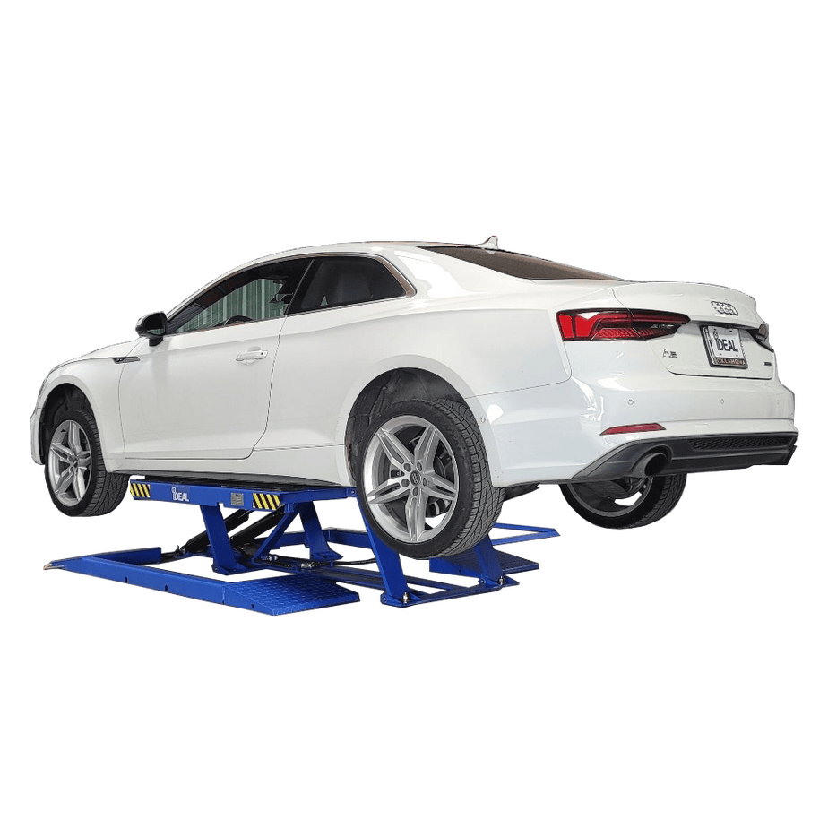 iDeal LR-10K-TLPAD raising a sport car, demonstrating low-clearance drive-on approach