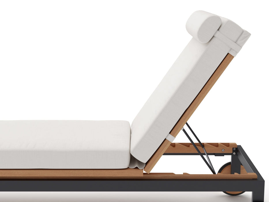 NewAge | Monterey Chaise Lounges