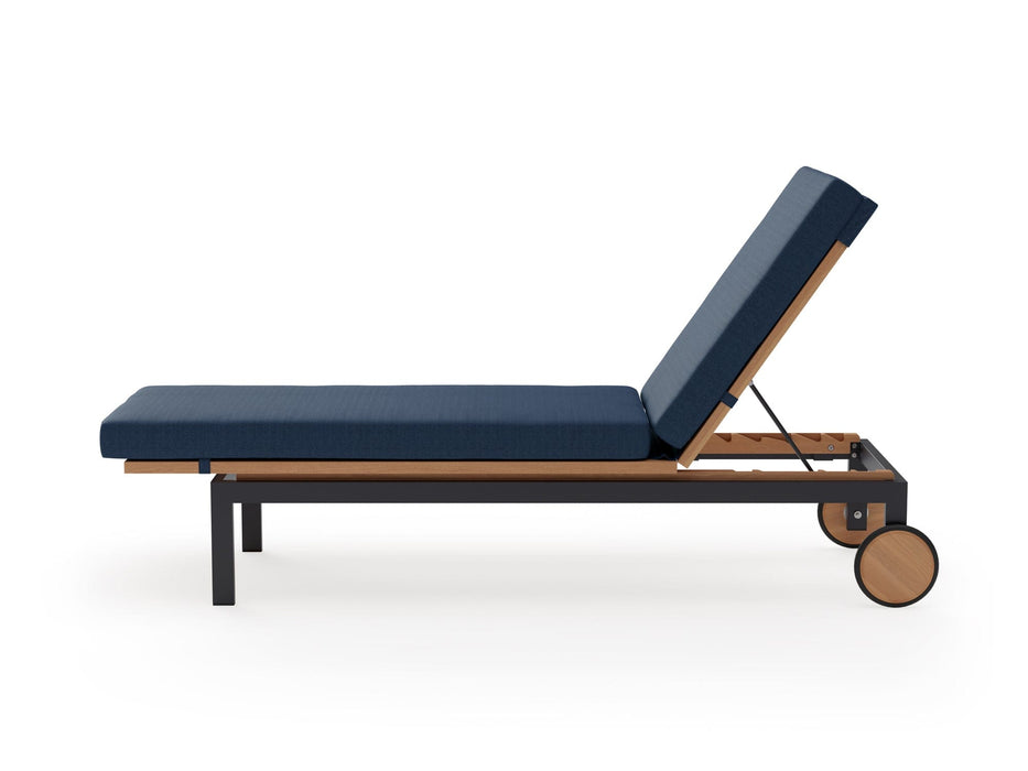 NewAge | Monterey Chaise Lounges