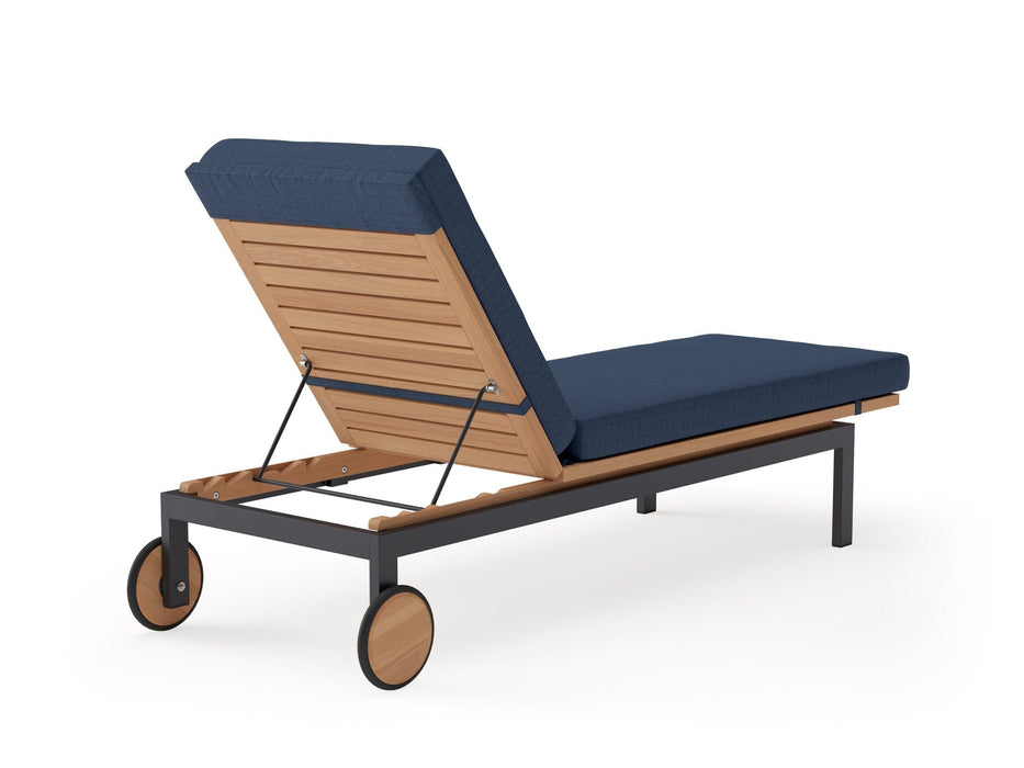 NewAge | Monterey Chaise Lounges